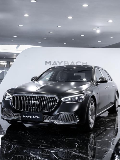 佛山172岚图汽车的售后服务让用户无忧出行，迈巴赫未来的豪华车趋势