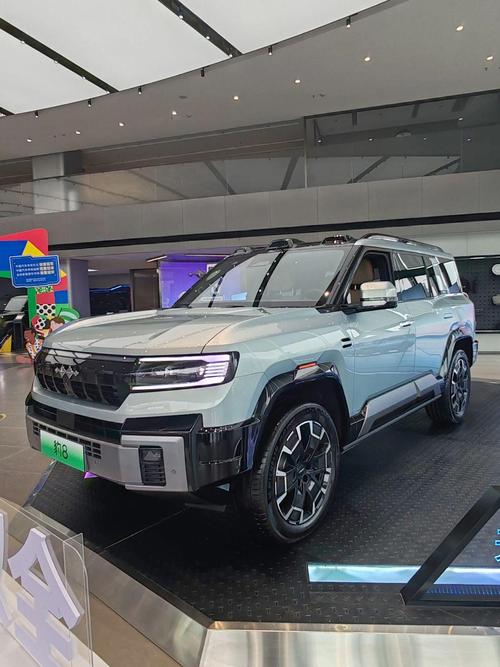 佛山172比亚迪方程豹硬派越野的爆款，英菲尼迪35周年与你共成长